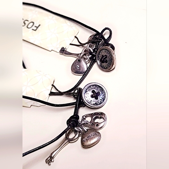 Fossil set of 2 necklaces NWT | R$79 - Picture 5 of 7